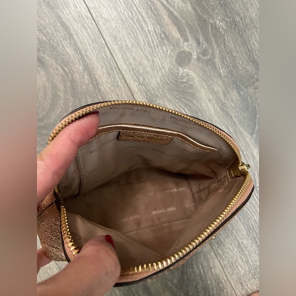 Michael Kors Leather Mettalic Rose Pink Travel Pouch Clutch Bag - Picture 10 of 15